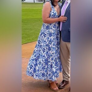 Elegant Blue and White Floral Maxi Dress